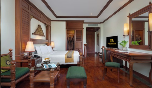 Premium King Room (Free One Time Sunset Cocktail Set)