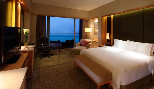 Deluxe Room, 1 King Bed
