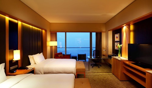 Executive Room, Club Lounge Access