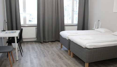 Basic Twin Room, Shared Bathroom