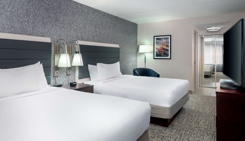 Suite, 2 Queen Beds, Non Smoking