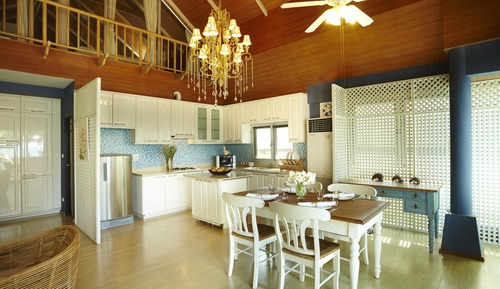 Family Villa, 3 Bedrooms, Private Pool, Beachfront