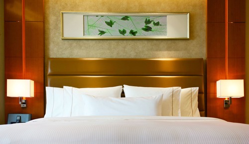 Deluxe Room, 1 King Bed, View