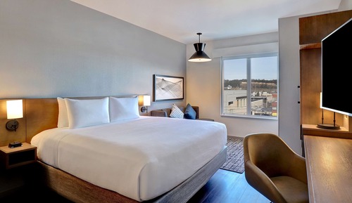 Room, 1 King Bed, Accessible, Kitchenette (Specialty, Shower)