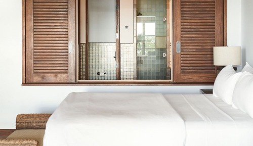 Honeymoon Suite (Pacific)