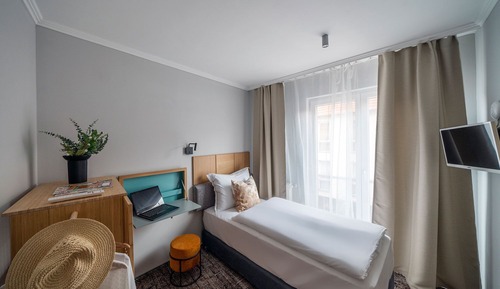 Standard Single Room