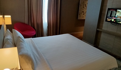 Junior Double Room, 1 King Bed