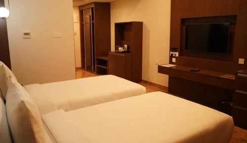 Hollywood Twin Room