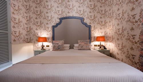 Suite (Murina)