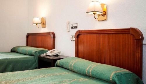 Twin Room, Private Bathroom