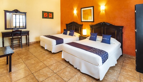 Standard Double Room (2 Double/Full Bed)