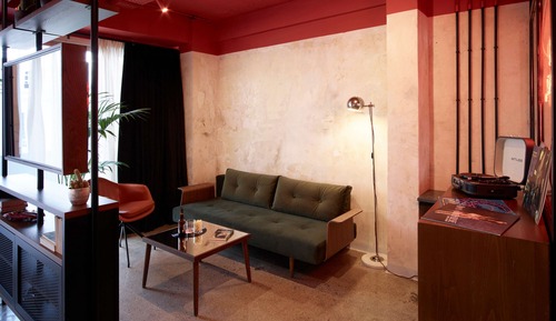 Dave Red King Suite