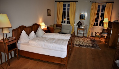 Double Room (Historisches)