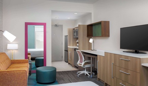 Studio, 1 King Bed, Accessible (Hearing)