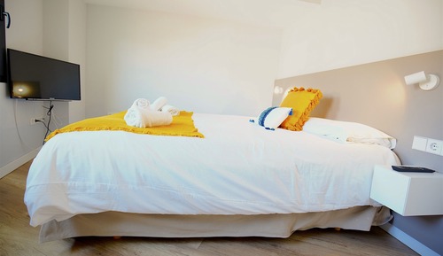 Superior Apartment, 2 Bedrooms, Kitchen, City View