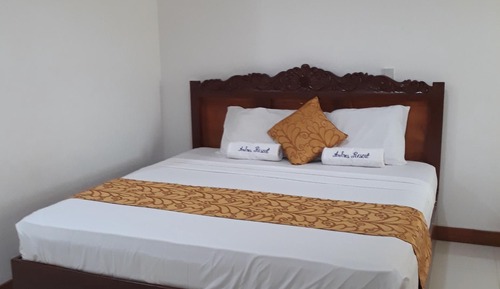 Deluxe Room, 1 King Bed, Terrace, Pool View