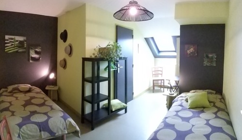 Twin Room (Scarabée)