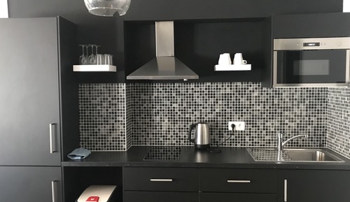 Master Suite in Antwerp city (4B)