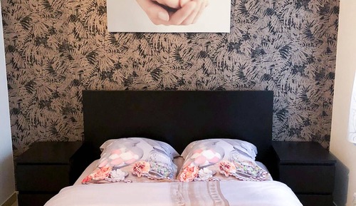 VERY COZY APARTMENT (9B)
