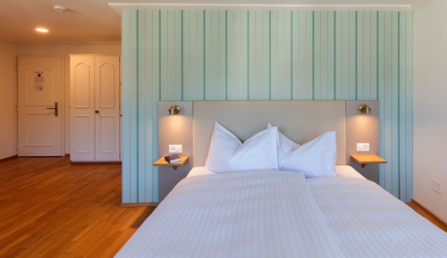 Junior Suite, Courtyard View