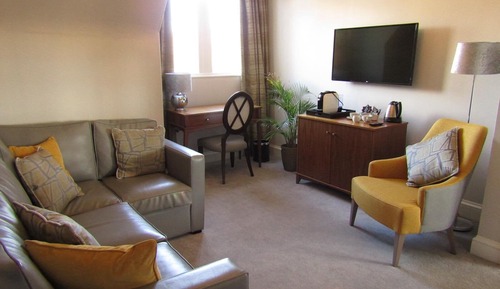 Honeymoon Apartment