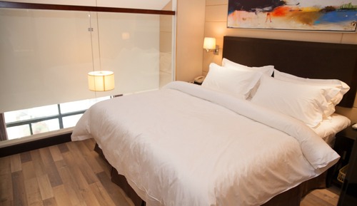 Suite (Ultra Sassy Twin)