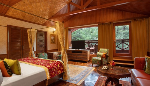 Suite, Multiple Beds (Shabistan)