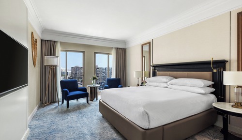 Suite, 1 Bedroom, Pool View (Ergonomic Flex Space)