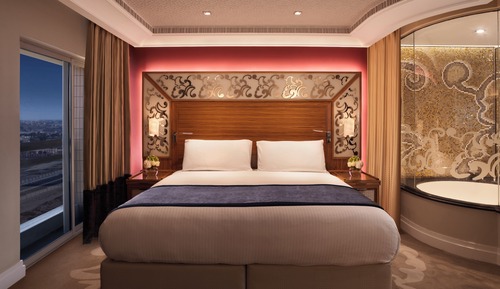 Club Suite, 2 Bedrooms, Accessible, Club Lounge Access (Dining, Kitchen)