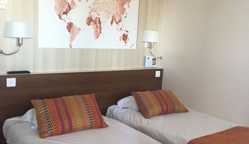Standard Room, 2 Twin Beds