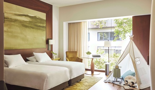 Suite, 2 Bedrooms, Corner (Park)
