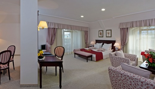 The Level, Suite