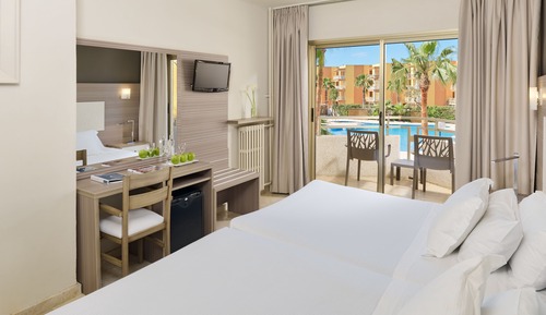 Family Double Room (Economy, 2 adults + 2 children)