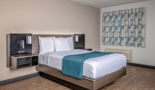 Standard Room, 2 Double Beds, Non Smoking