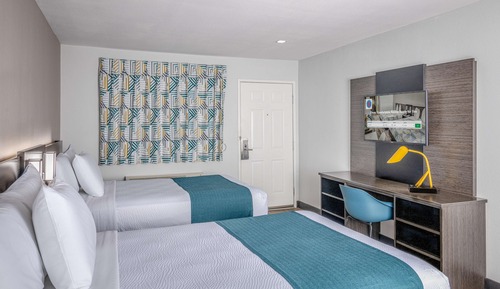 Standard Room, 2 Queen Beds, Accessible, Non Smoking
