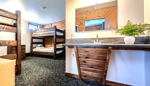 Traveler's Hostel, Basic Shared Dormitory