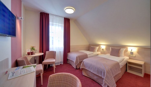 Double Room (Standard)