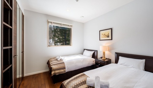 Luxury Chalet, 2 Bedrooms (Phoenix)