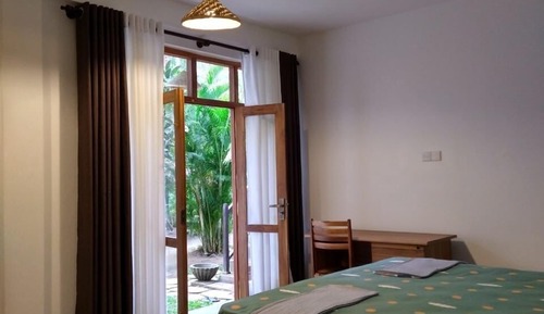 Deluxe Cabin, Balcony