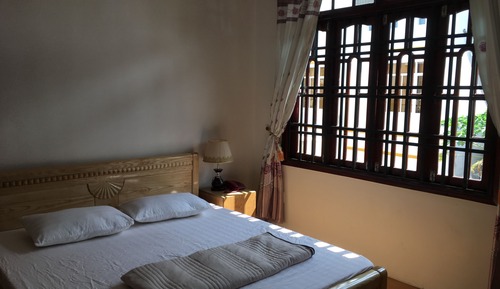 Comfort Room, 1 Queen Bed, Garden Area