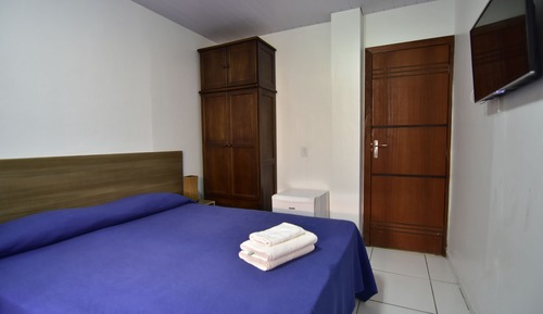 Economy Triple Room