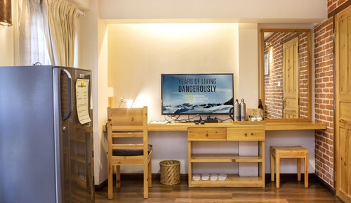 Deluxe Room, 1 Queen Bed