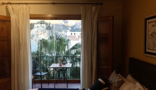 Double Room, Balcony