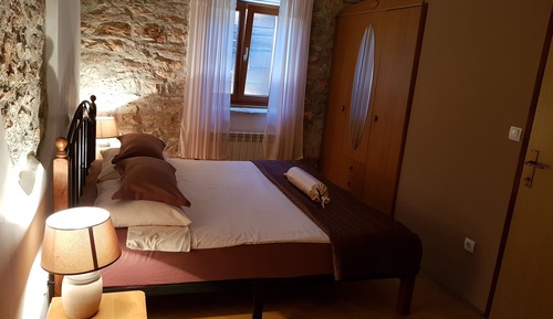 Apartment (A4)