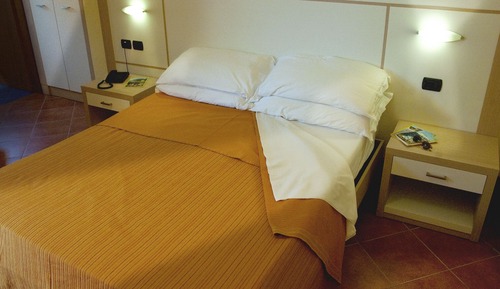Deluxe Double Room, Pool Access