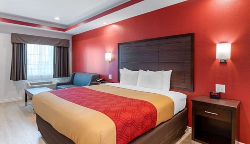 Room, 1 King Bed, Accessible, Non Smoking