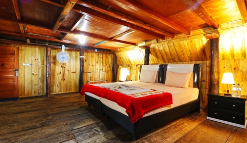Traditional Room