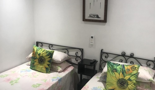 Family Room, Multiple Beds
