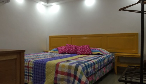 Comfort Room, 1 King Bed