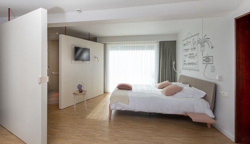 Double Room, 1 King Bed, Accessible, Ground Floor (Haven)